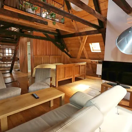 아파트 수케닉카 44 *